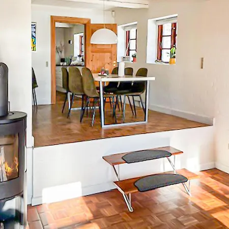 Vakantiehuis Gorgeous In Skarup Fyn With House Sea View Skarupore