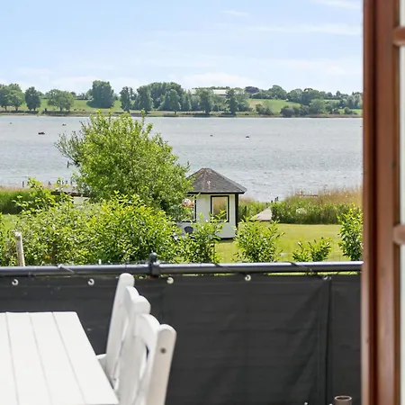 Gorgeous In Skarup Fyn With House Sea View Vakantiehuis Skarupore
